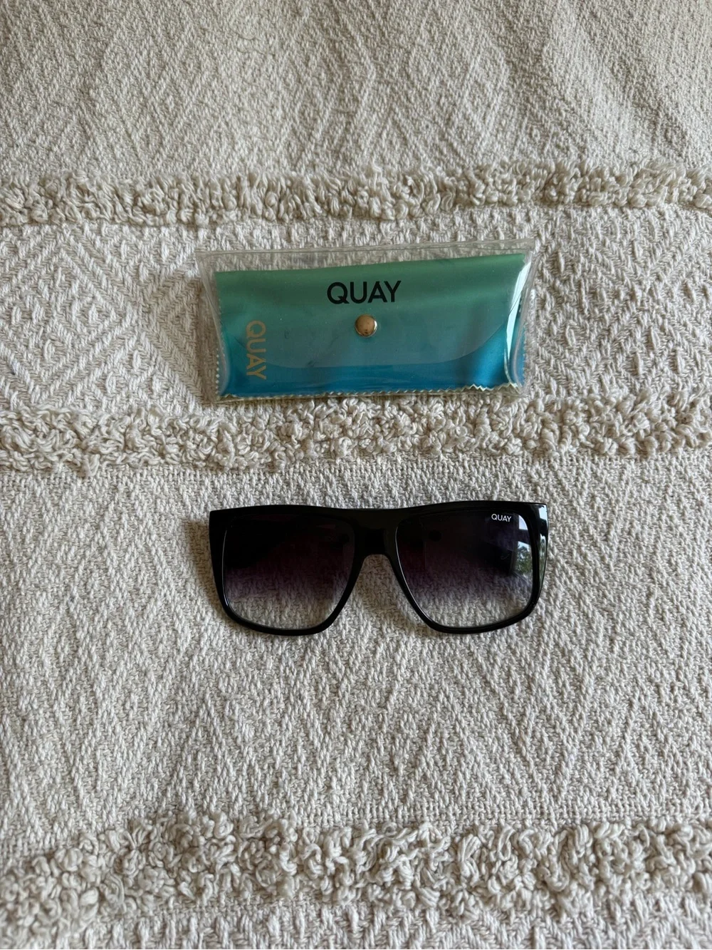 Quay Australia square frame sunglasses